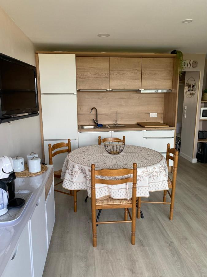La Maison Du Bonheur Les Eaux Vives 1 Saint-Pierre-la-Mer  Exteriör bild