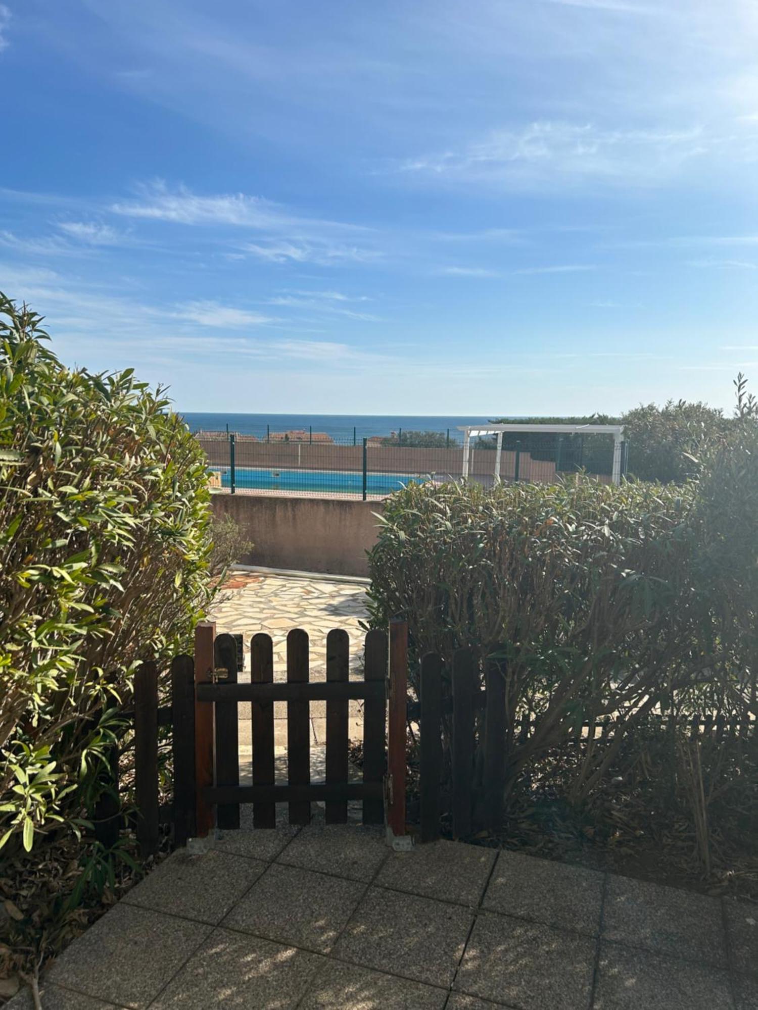 La Maison Du Bonheur Les Eaux Vives 1 Saint-Pierre-la-Mer  Exteriör bild